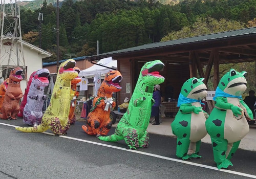 ティラノサウルス集結イベント